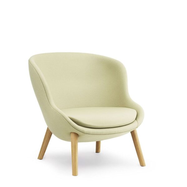 Hyg Lounge Chair Low- Camira Synergy/ Oak
